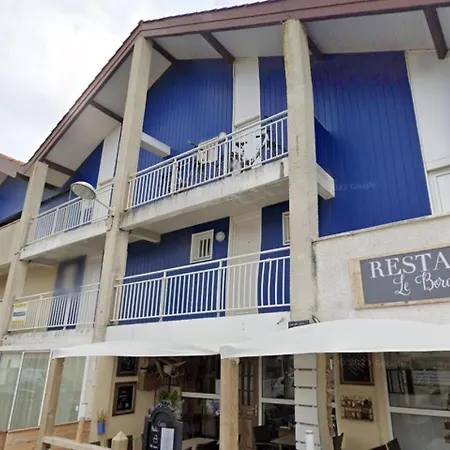 Daire Vagues & Bord De *